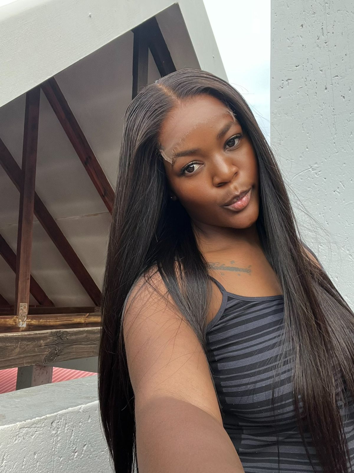 22 inch glueless HD closure